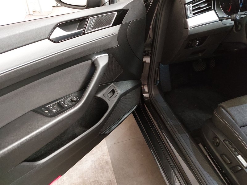 Volkswagen Passat Variant 2.0 TDI automatik Business • memorija sjedala — 5