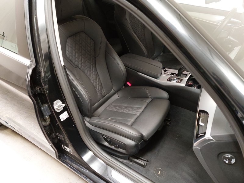 BMW 520d Touring automatik • ACC • AHK — 10