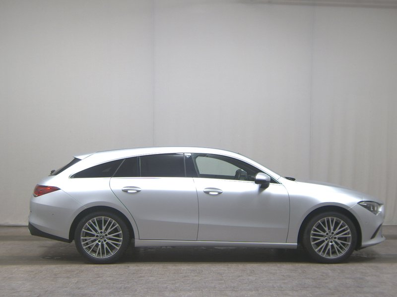 Mercedes-Benz CLA 220 d Shooting Brake automatik Progressive • LED • koža