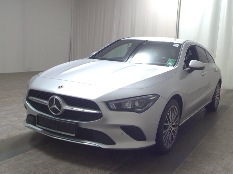 Mercedes-Benz CLA 220 d Shooting Brake automatik Progressive • LED • koža — 2