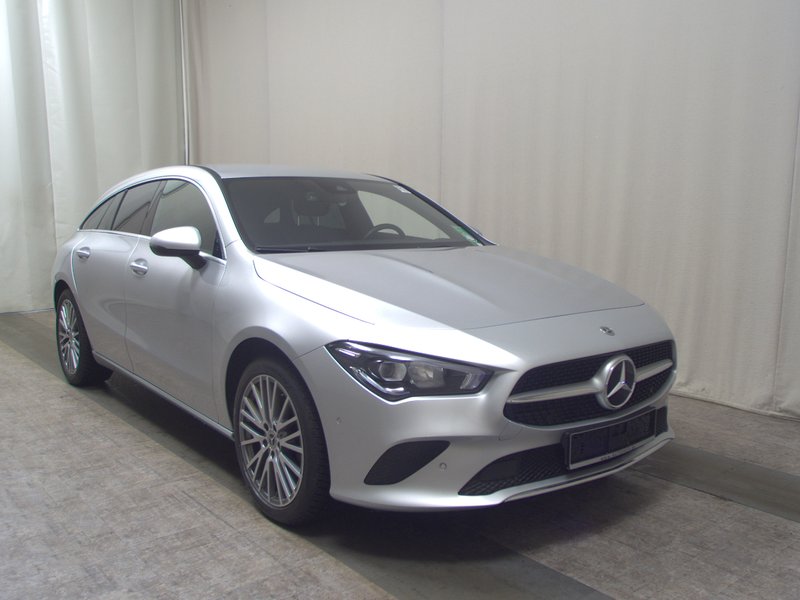 Mercedes-Benz CLA 220 d Shooting Brake automatik Progressive • LED • koža — 3