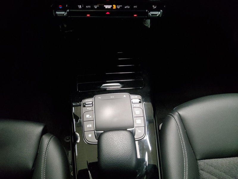 Mercedes-Benz CLA 220 d Shooting Brake automatik Progressive • LED • koža — 6