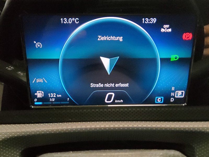 Mercedes-Benz CLA 220 d Shooting Brake automatik Progressive • LED • koža — 8