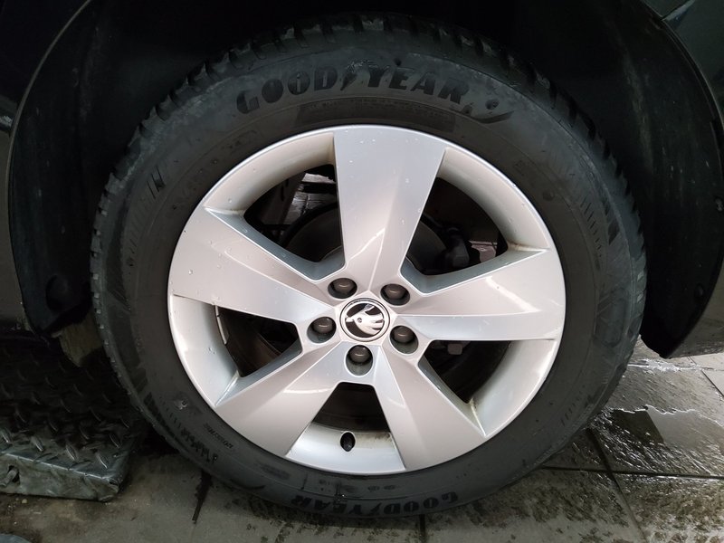 Škoda Scala 1.0 TSI • LED • grijanje sjedala — 10