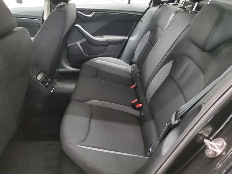 Škoda Scala 1.0 TSI • LED • grijanje sjedala — 13