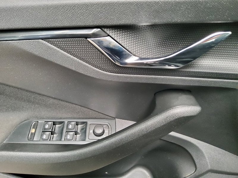 Škoda Scala 1.0 TSI • LED • grijanje sjedala — 9