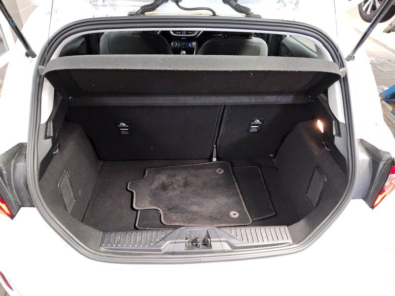 Ford Fiesta 1.1 Cool&Connect • LED — 11
