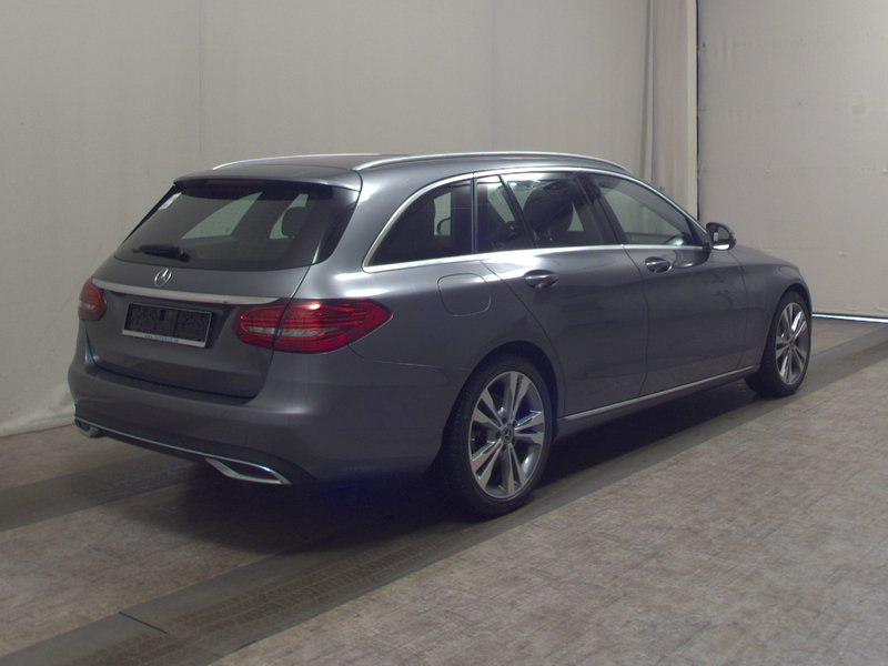 Mercedes-Benz C 220 d karavan automatik Avantgarde • panorama • LED — 4
