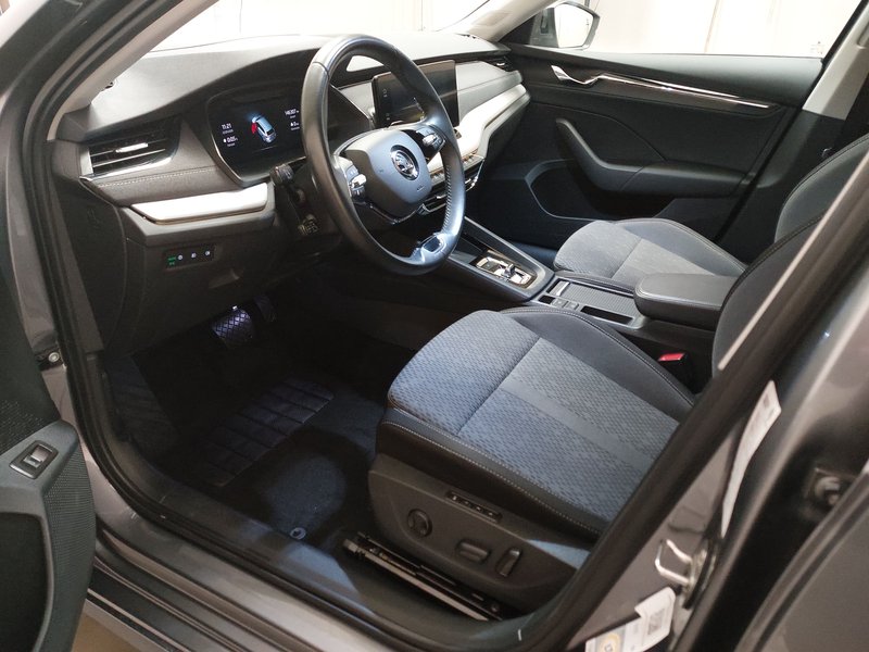 Škoda Octavia 2.0 TDI automatik Style • ACC • el. peta vrata — 6
