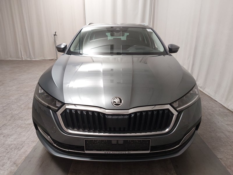 Škoda Octavia 2.0 TDI automatik Style • ACC • el. peta vrata — 9