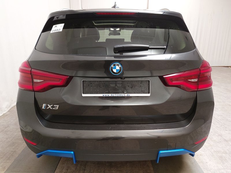 BMW iX3 Inspiring • ACC • električna peta vrata — 14