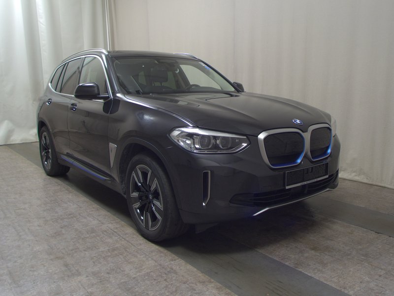 BMW iX3 Inspiring • ACC • električna peta vrata — 3