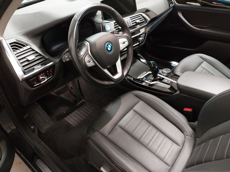 BMW iX3 Inspiring • ACC • električna peta vrata — 6