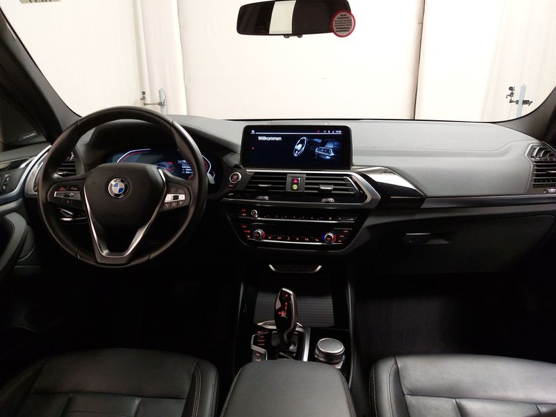 BMW X3 xDrive20i automatik Luxury Line • koža • LED — 16