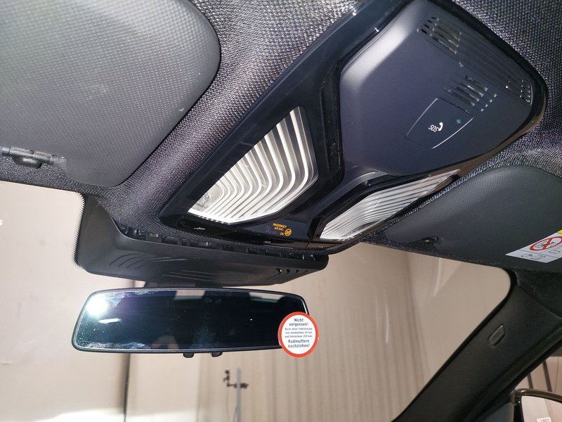 BMW X3 xDrive20i automatik Luxury Line • koža • LED — 20