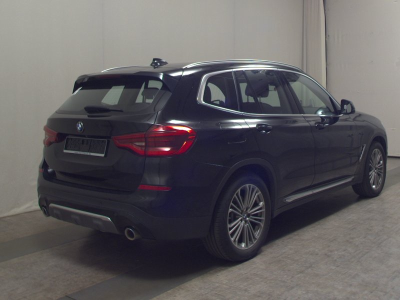 BMW X3 xDrive20i automatik Luxury Line • koža • LED — 4