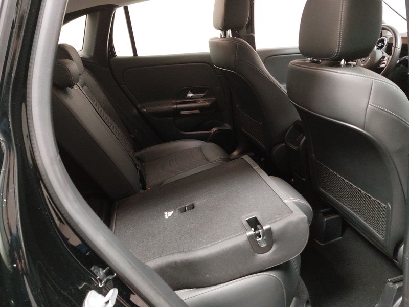 Mercedes-Benz GLA 200 d automatik Style • ACC • kuka — 11