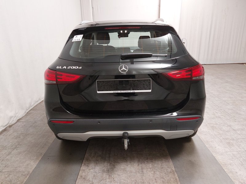 Mercedes-Benz GLA 200 d automatik Style • ACC • kuka — 14