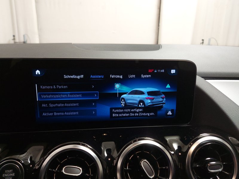 Mercedes-Benz GLA 200 d automatik Style • ACC • kuka — 19