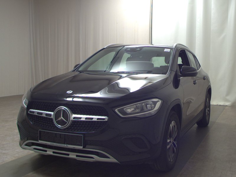 Mercedes-Benz GLA 200 d automatik Style • ACC • kuka — 2