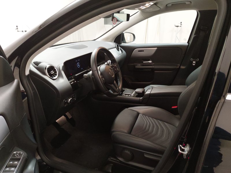 Mercedes-Benz GLA 200 d automatik Style • ACC • kuka — 6