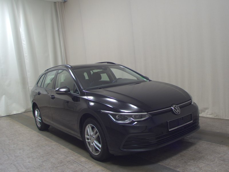 Volkswagen Golf 8 Variant 2.0 TDI automatik Life • ACC • Full LED — 3