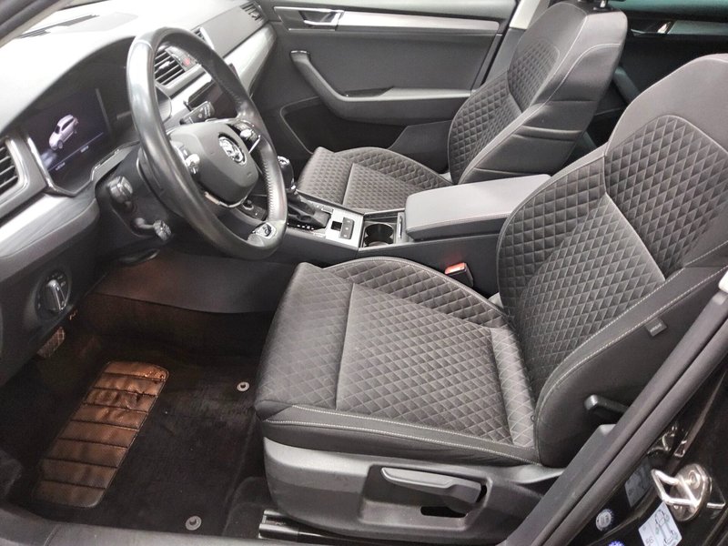 Škoda Superb Kombi 2.0 TDI automatik Ambition • panorama • AHK — 9