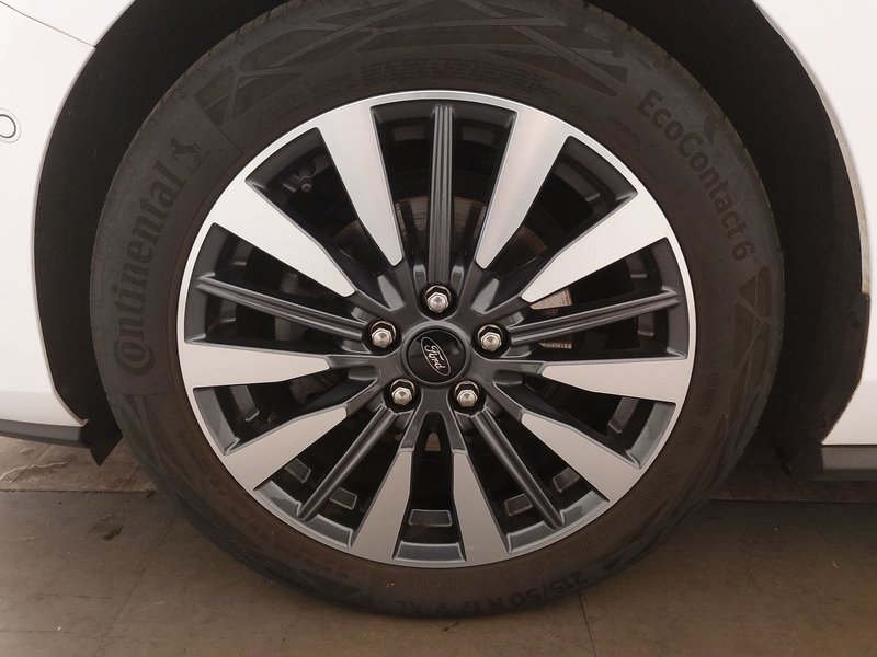 Ford Focus Turnier 1.5 EcoBlue Titanium X automatik • panorama • HUD — 8