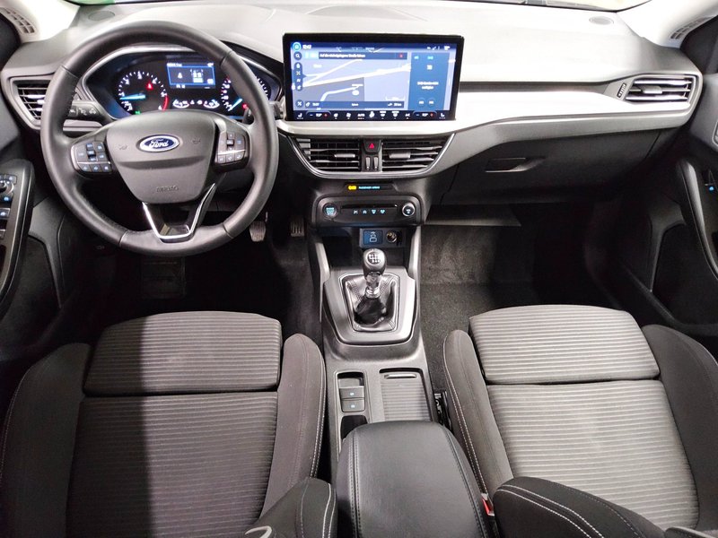 Ford Focus 1.5 EcoBlue Titanium • LED • bežično punjenje — 5