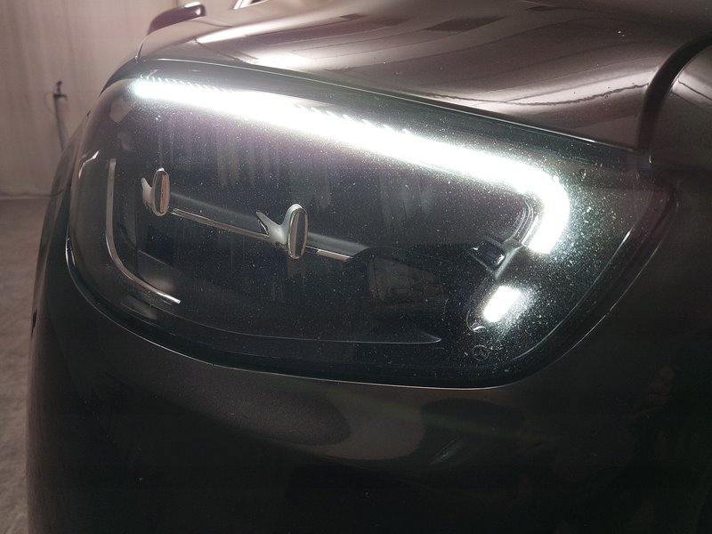 Mercedes-Benz E 300 de karavan automatik AMG Line • ACC • Kuka za vuču (AHK) — 16