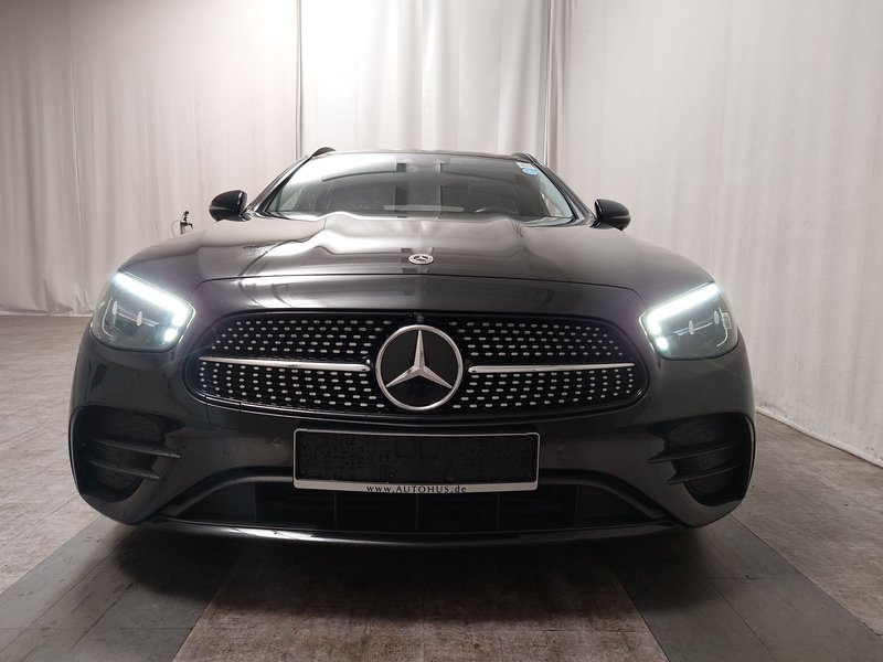 Mercedes-Benz E 300 de karavan automatik AMG Line • ACC • Kuka za vuču (AHK) — 9