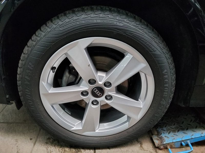 Audi Q2 30 TFSI S line • Full LED • električna peta vrata — 11