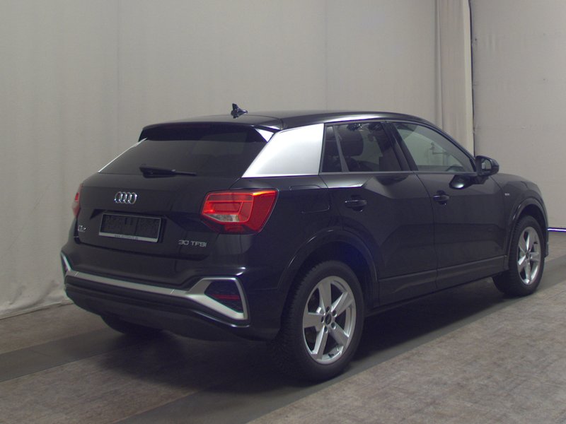 Audi Q2 30 TFSI S line • Full LED • električna peta vrata — 4