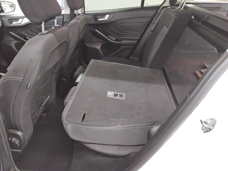 Ford Focus Turnier 2.0 EcoBlue automatik Titanium • 360° kamera • ACC — 12