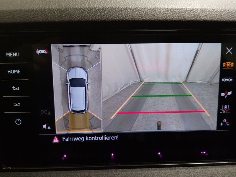 Škoda Karoq 1.5 TSI automatik SportLine • ACC • električna peta vrata — 15
