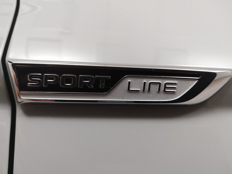 Škoda Karoq 1.5 TSI automatik SportLine • ACC • električna peta vrata — 17