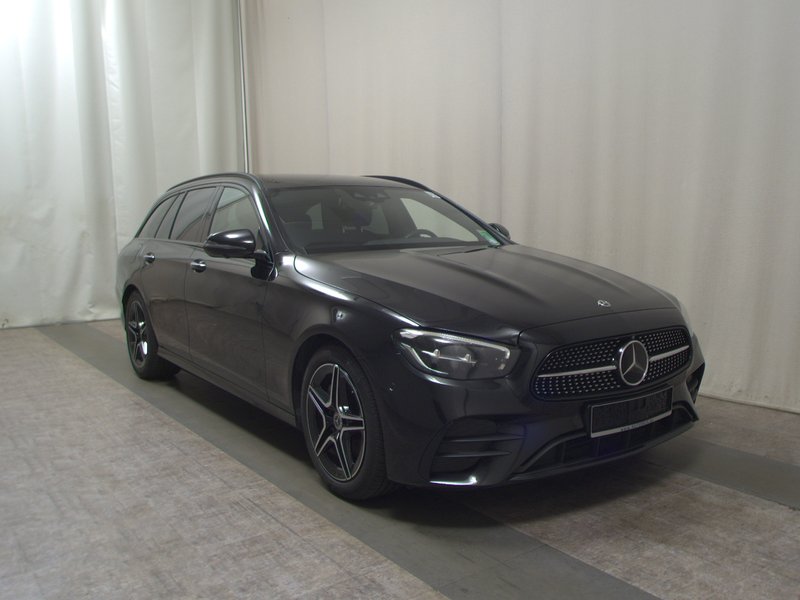 Mercedes-Benz E 220 d karavan automatik AMG Line • 360° kamera • ACC — 3