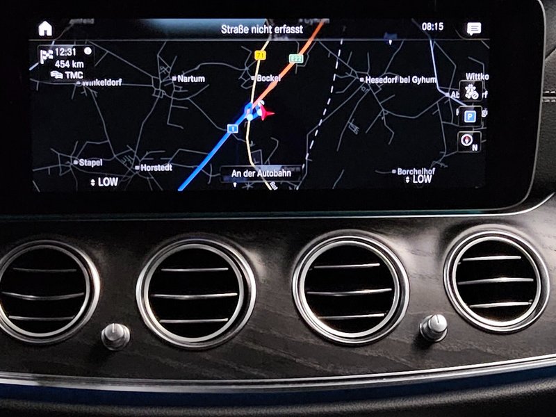 Mercedes-Benz E 220 d karavan automatik AMG Line • 360° kamera • ACC — 7