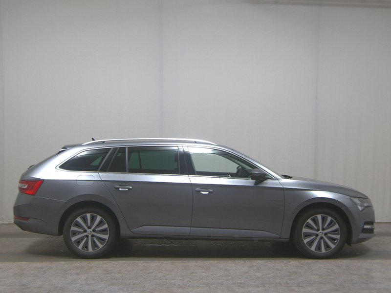 Škoda Superb Kombi 2.0 TDI automatik Ambition • ACC • električna peta vrata