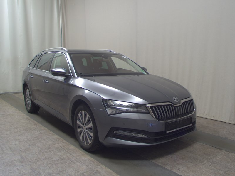 Škoda Superb Kombi 2.0 TDI automatik Ambition • ACC • električna peta vrata — 3