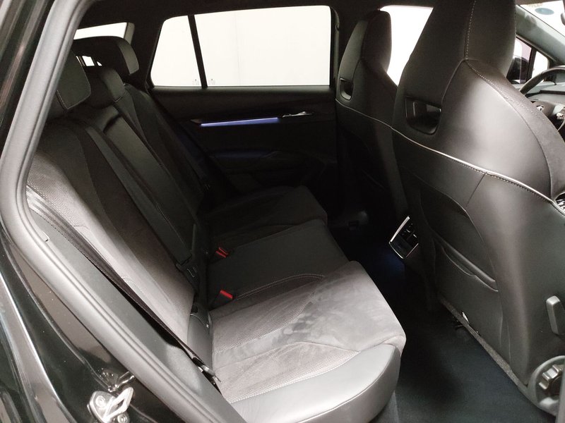 Škoda Enyaq iV 80 SportLine • 360° kamera • LED — 17