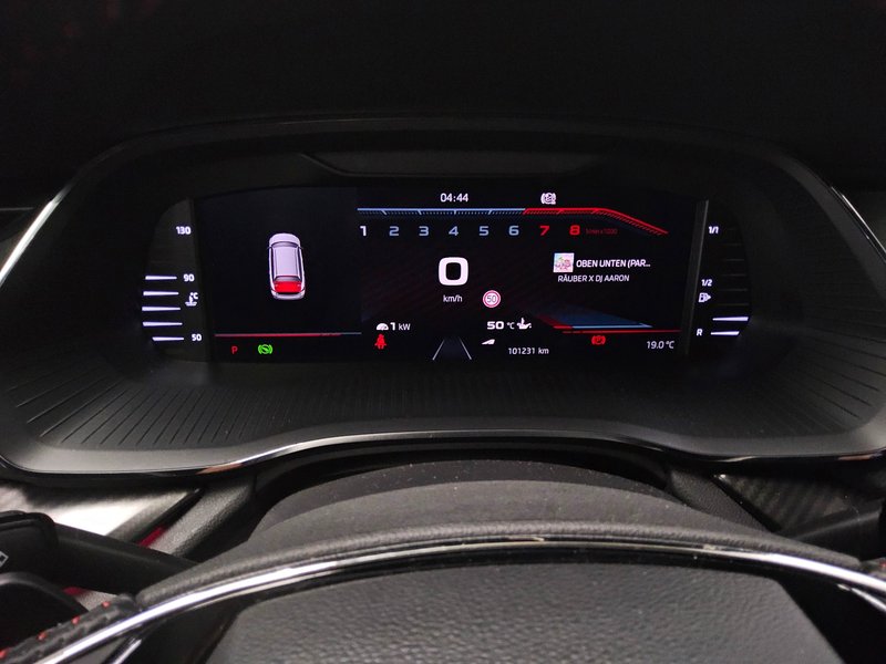 Škoda Octavia Combi 2.0 TSI RS automatik • HUD • ACC — 8
