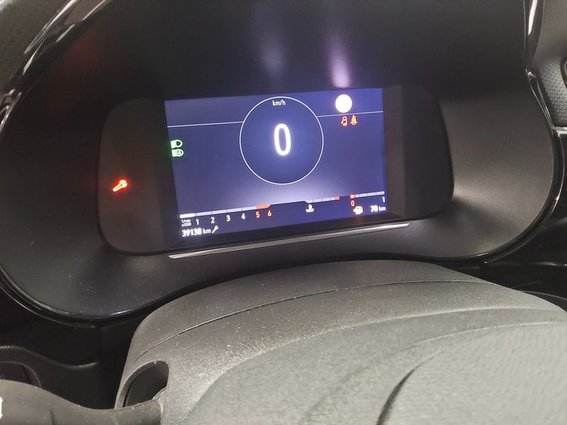 Opel Corsa 1.5 D Elegance • Full LED — 10