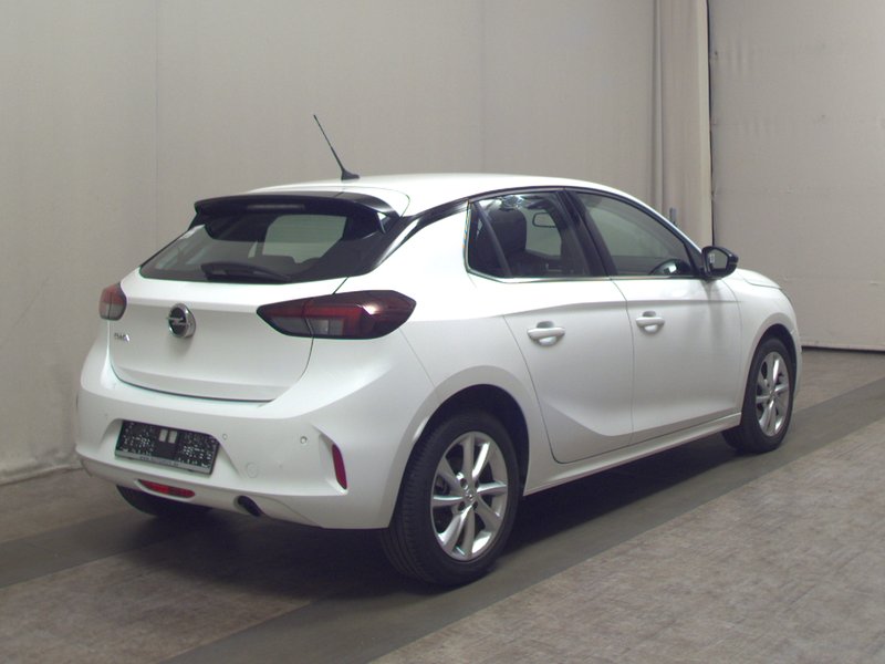 Opel Corsa 1.5 D Elegance • Full LED — 4