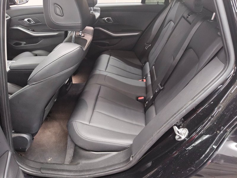 BMW 320e Touring automatik • ACC • Full LED — 13