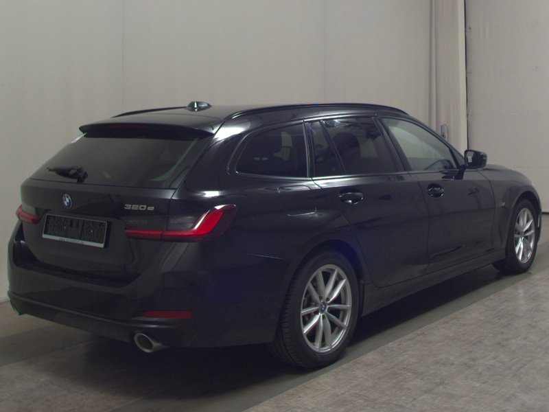 BMW 320e Touring automatik • ACC • Full LED — 4