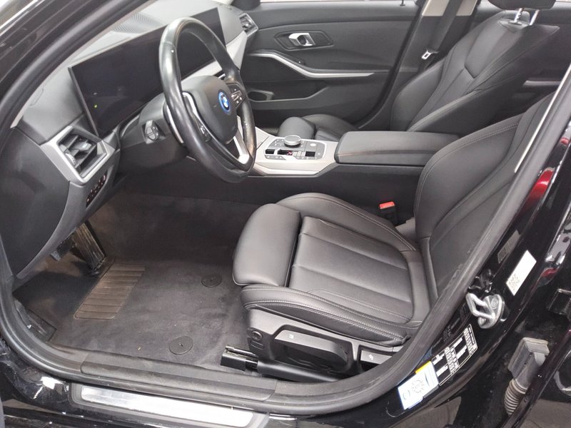 BMW 320e Touring automatik • ACC • Full LED — 9