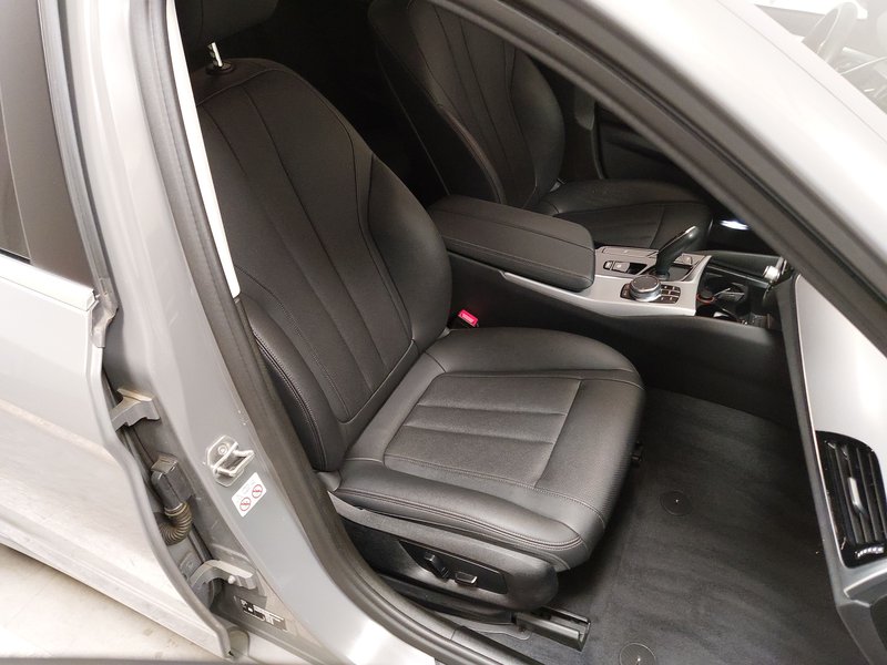 BMW 520d Touring automatik • LED — 10