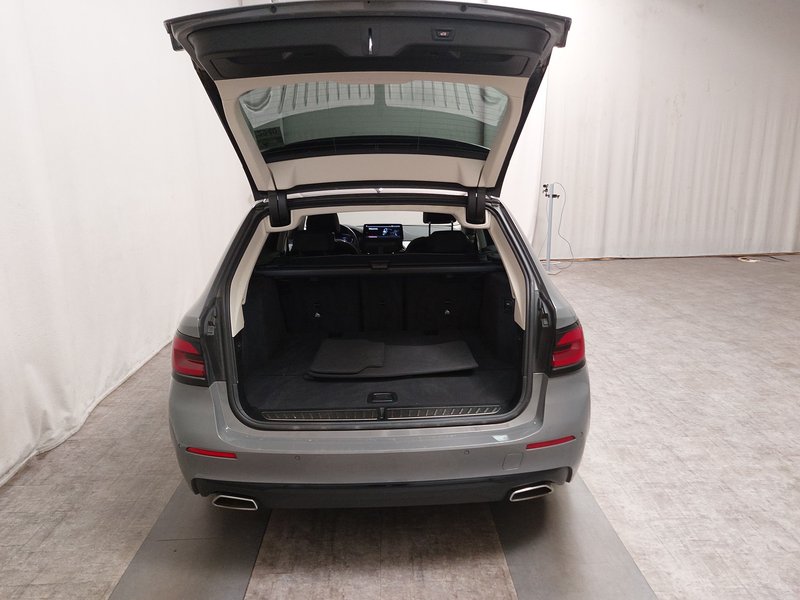 BMW 520d Touring automatik • LED — 15