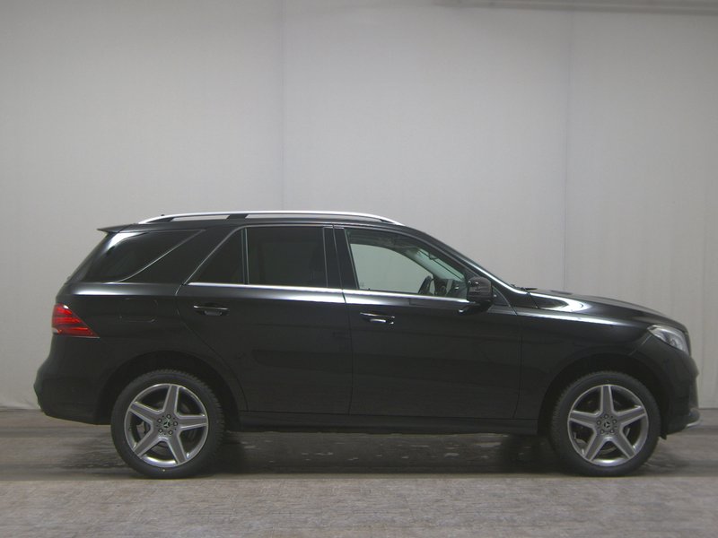 Mercedes-Benz GLE 350 d 4MATIC automatik AMG Line • panorama • 360° kamera